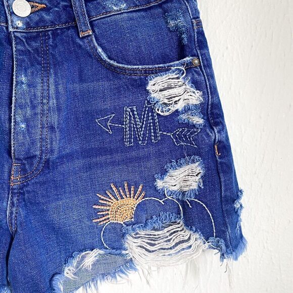Zara Embroidered Ice Cream Denim Shorts High Rise Button Fly Cut offs US 2 - Picture 3 of 9